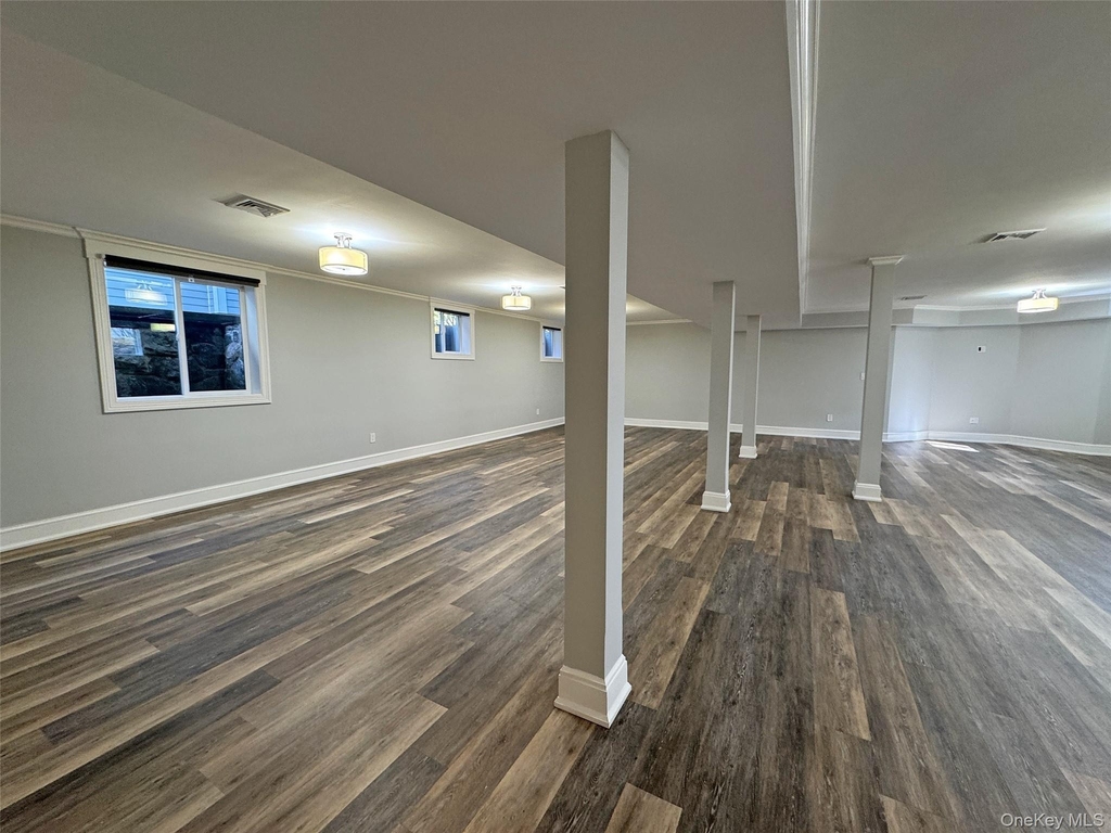 1019 Grove Street - Photo 16