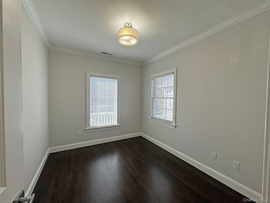 1019 Grove Street - Photo 15