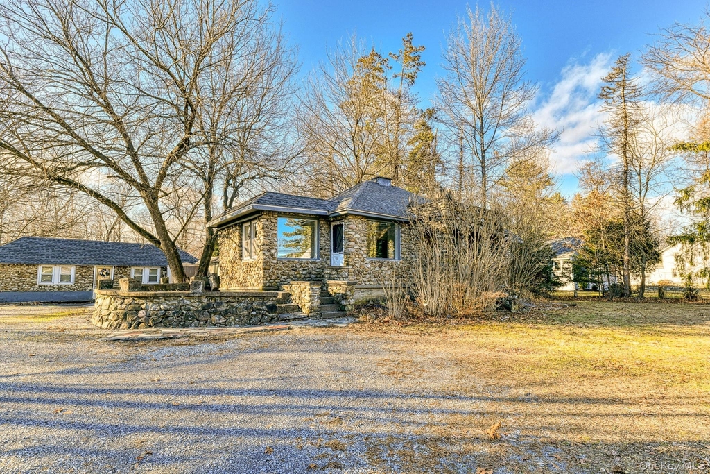 19 Innis Avenue - Photo 0