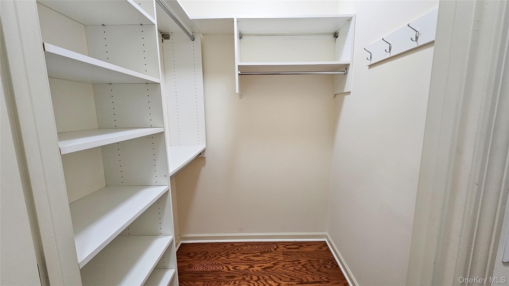 115 Canter Court - Photo 9
