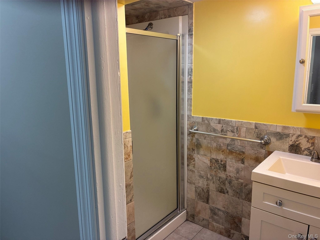 5625 136th Street - Photo 2