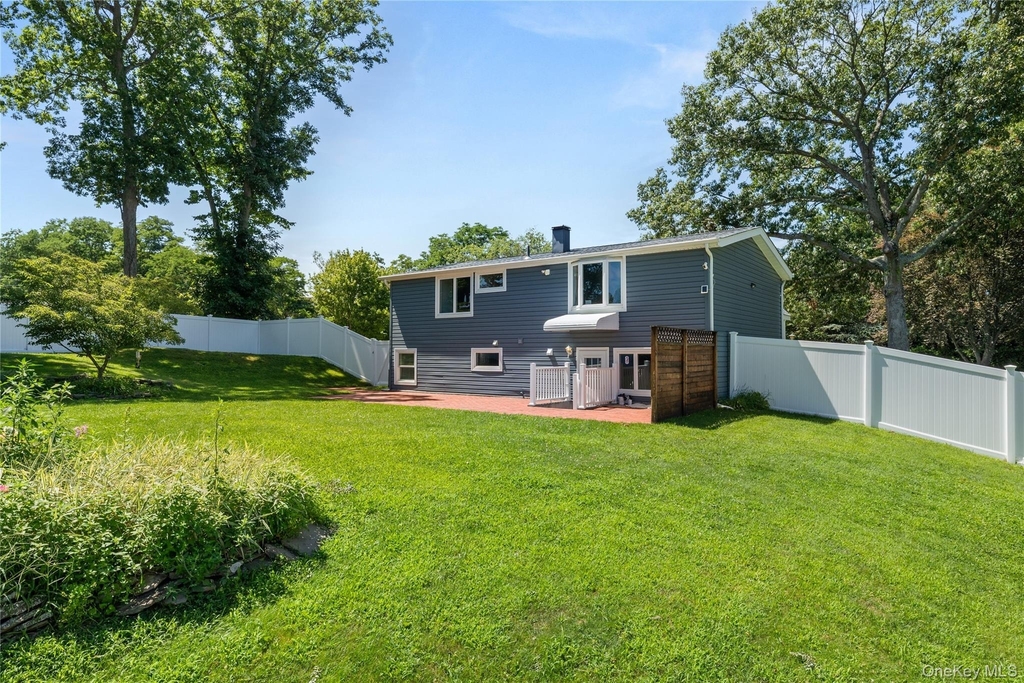 4 Bunny Lane - Photo 1