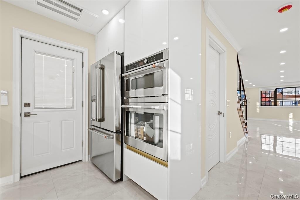 7662 174th Street - Photo 10