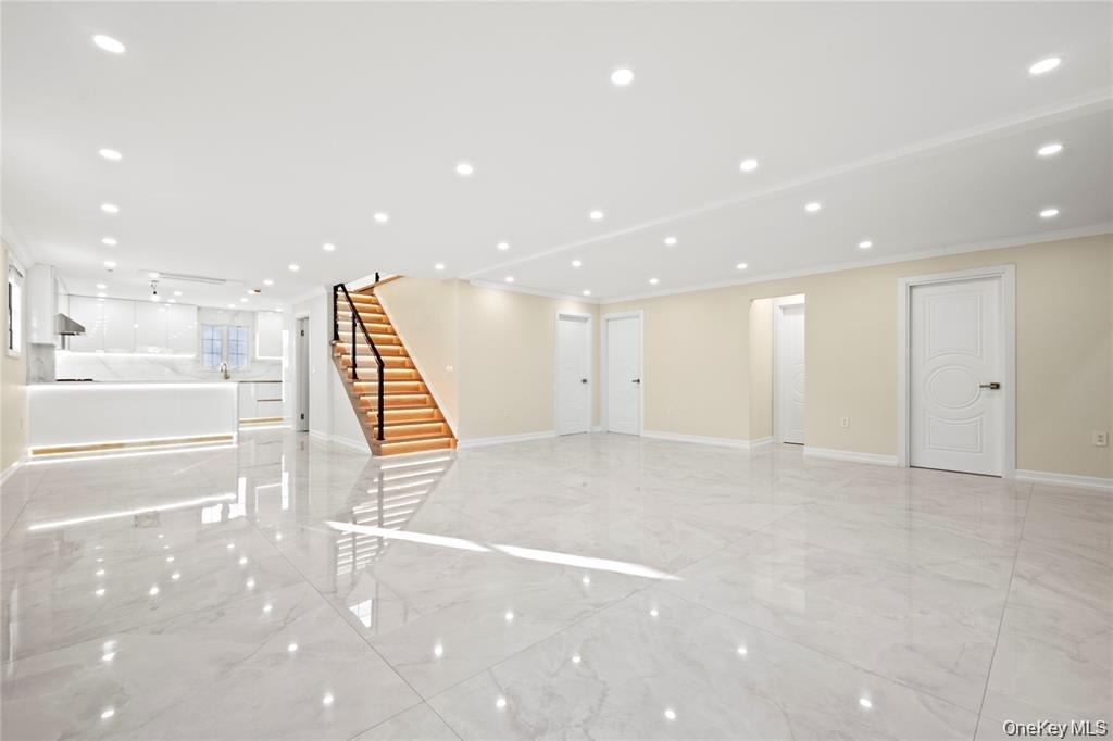 7662 174th Street - Photo 4
