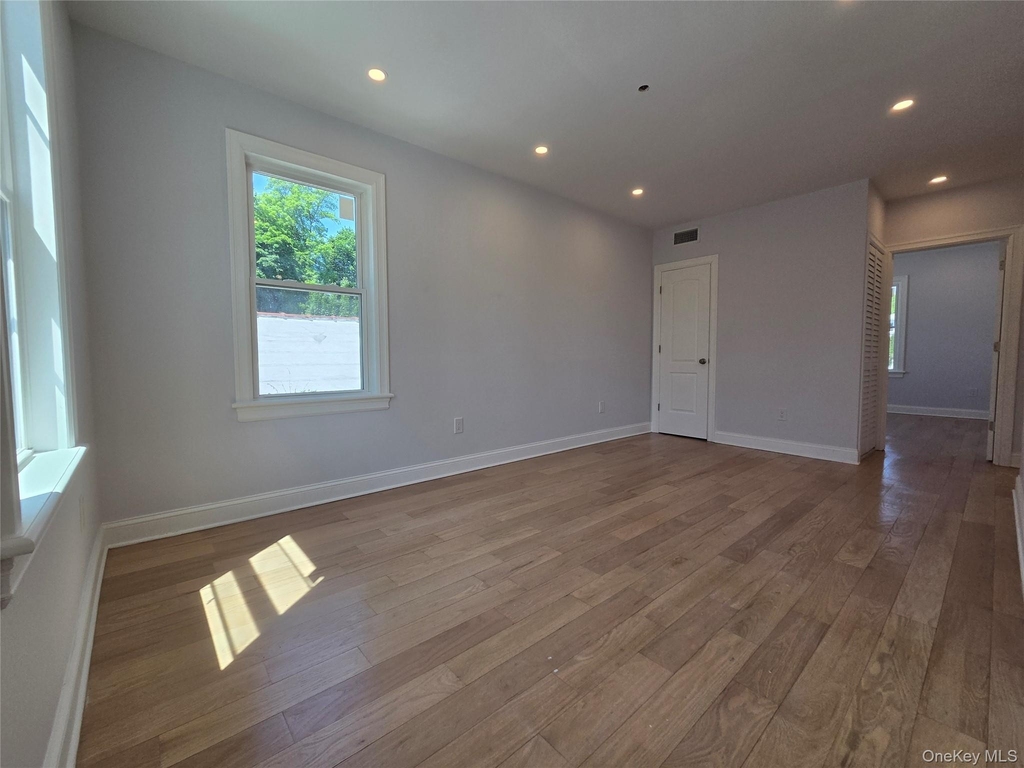 965 Main Street - Photo 4