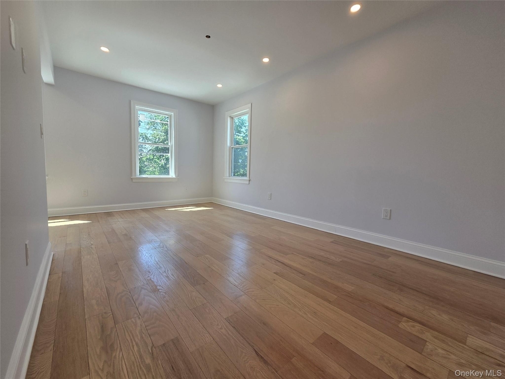 965 Main Street - Photo 5