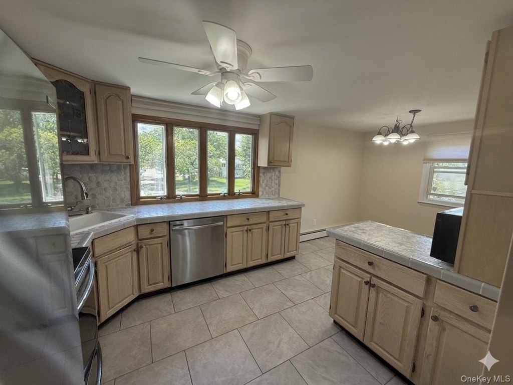48 Eastover Drive - Photo 0
