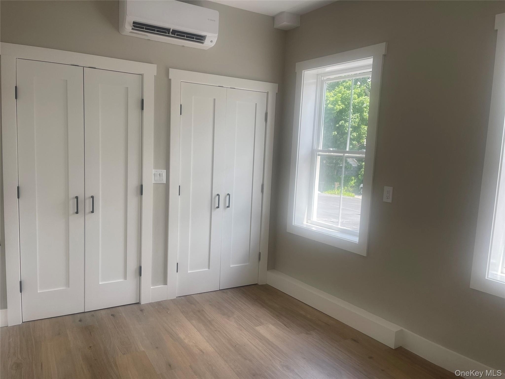 1106 Main Street - Photo 6