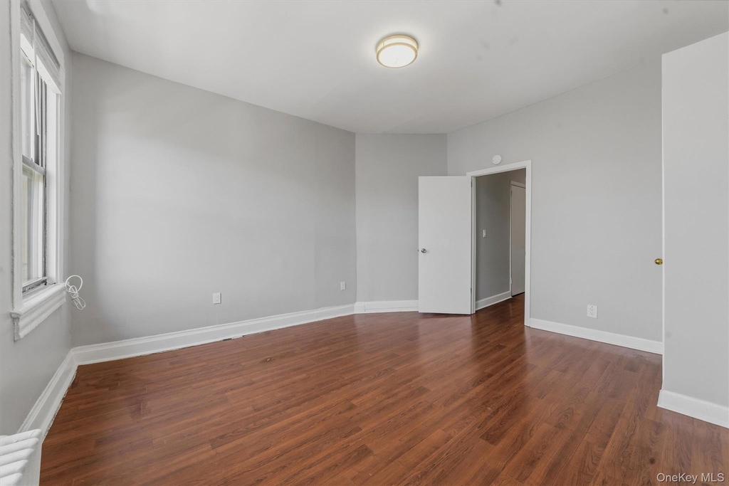 158 Willow Street - Photo 16