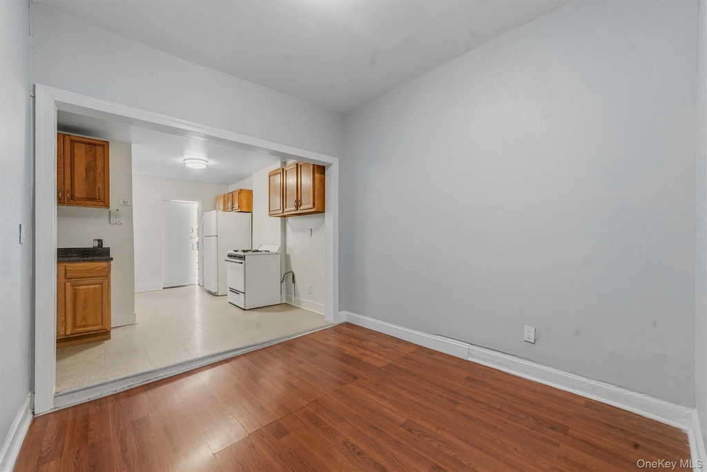 158 Willow Street - Photo 7