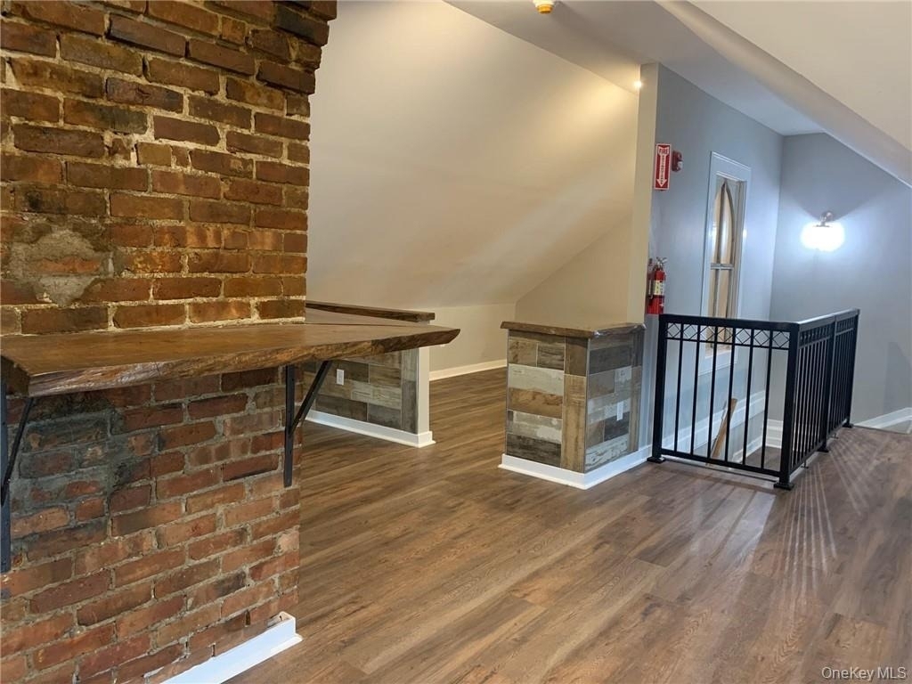 78 Duncan Avenue - Photo 16