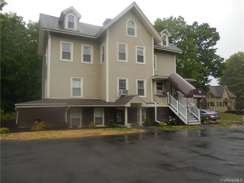 78 Duncan Avenue - Photo 0