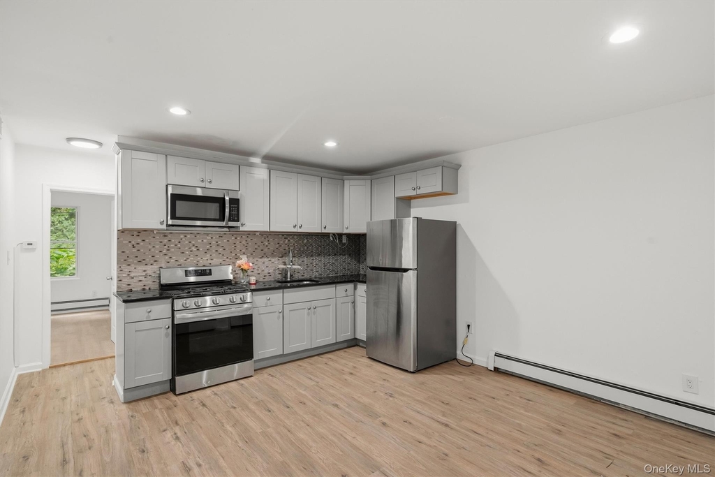 411 Liberty Street - Photo 11