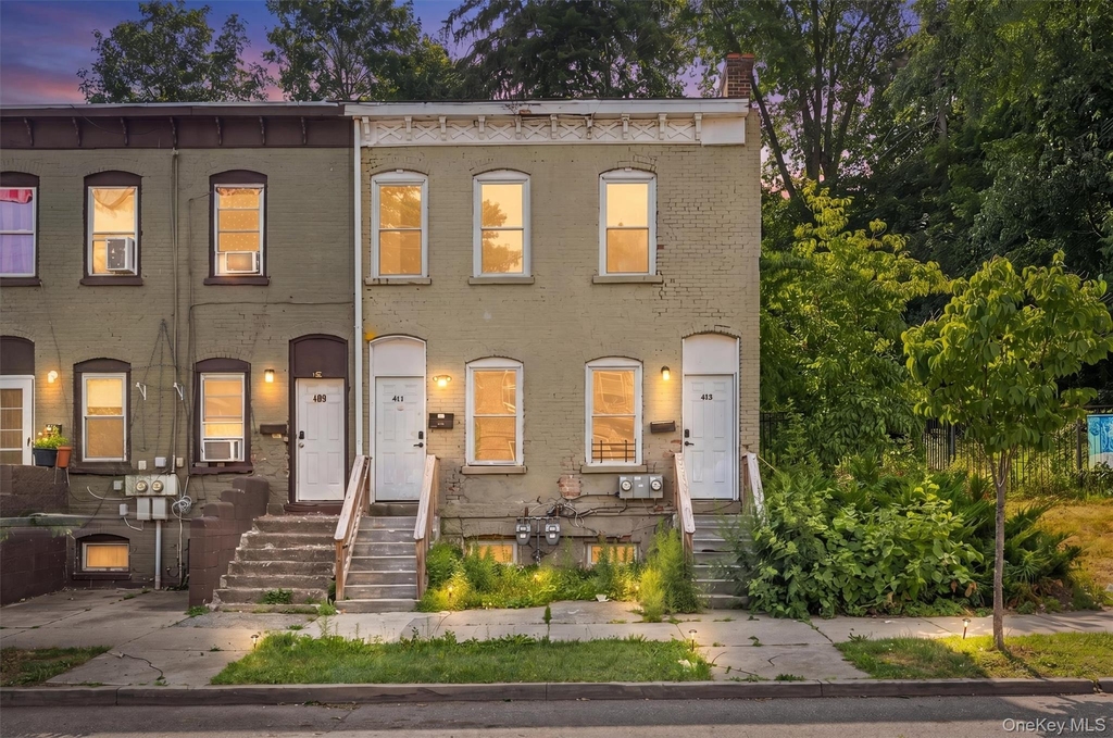 411 Liberty Street - Photo 0