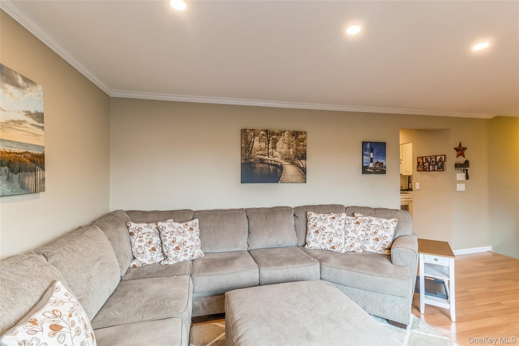 48 Pointe Cir S - Photo 6