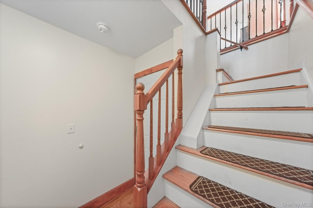 75 Albany Street - Photo 9