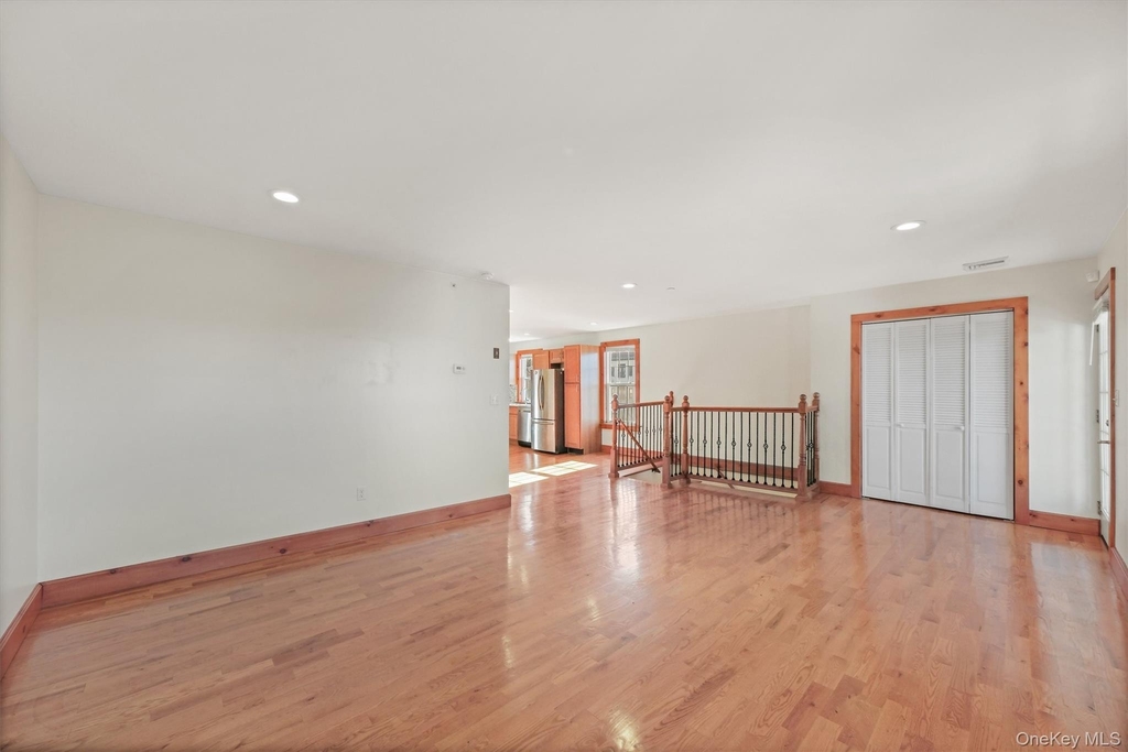 75 Albany Street - Photo 15