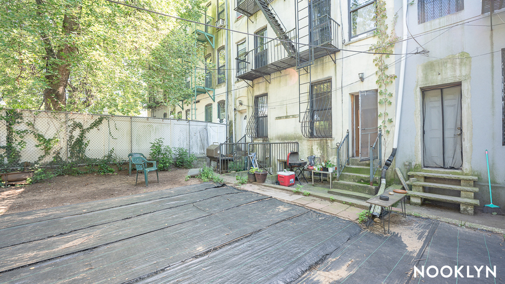 665 Central Ave - Photo 5