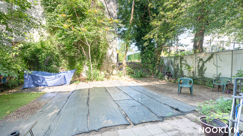665 Central Ave - Photo 4
