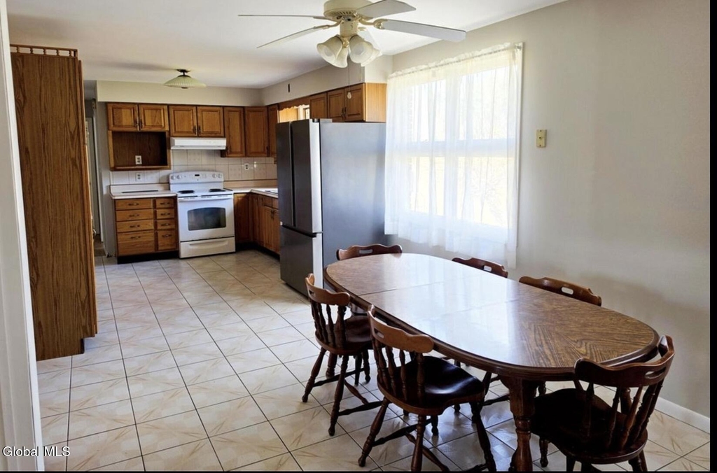 5059 Western Turnpike - Photo 4