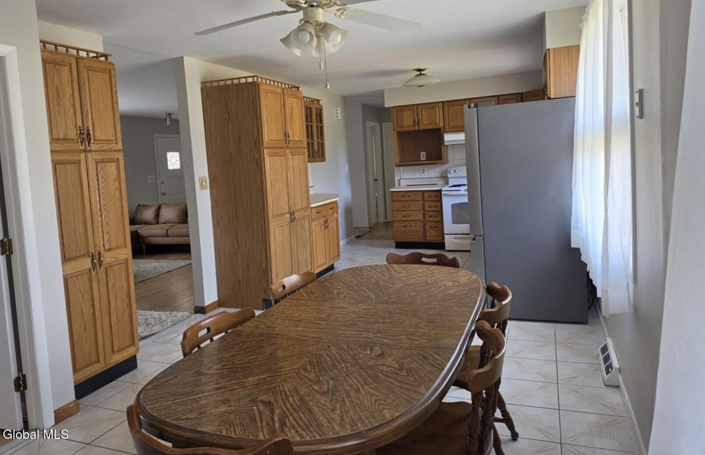 5059 Western Turnpike - Photo 3