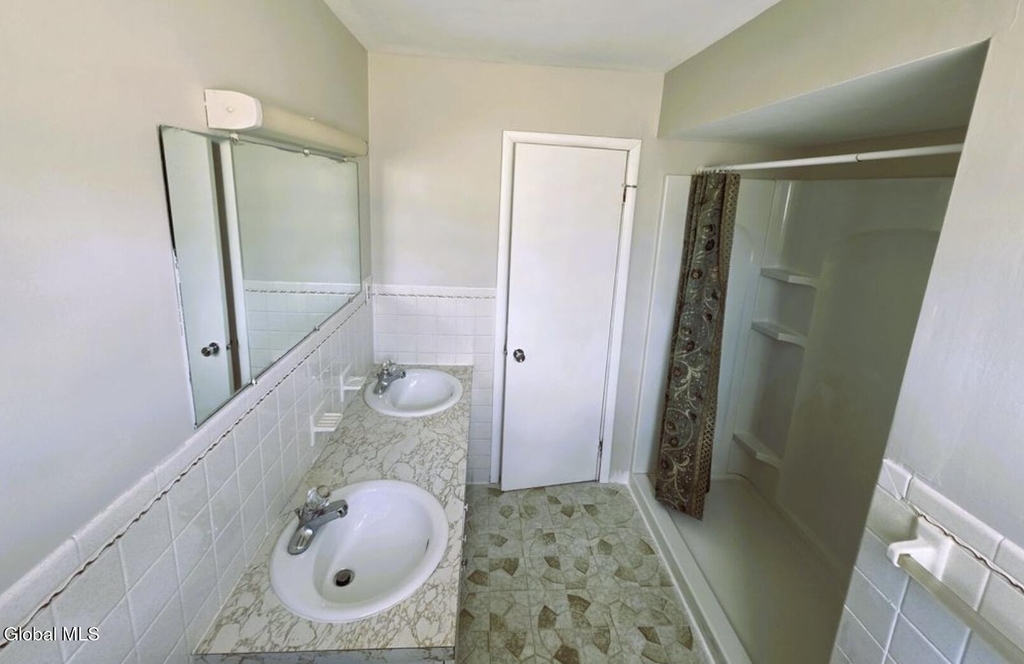 5059 Western Turnpike - Photo 12