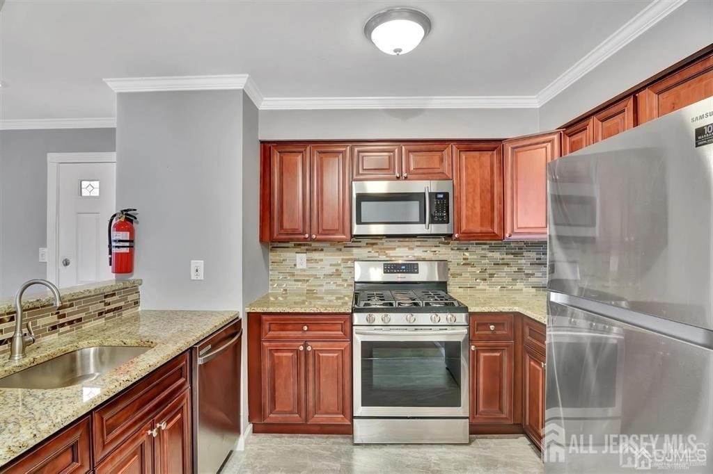 79 Crosspointe Drive - Photo 0