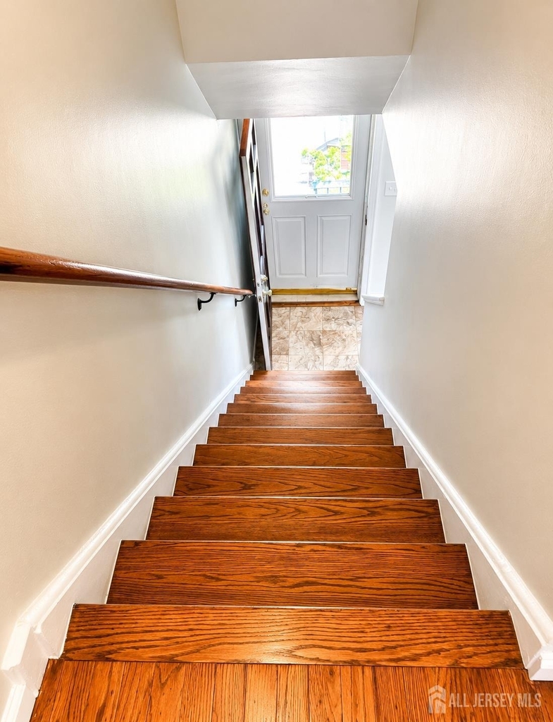 163 Rose Street - Photo 9