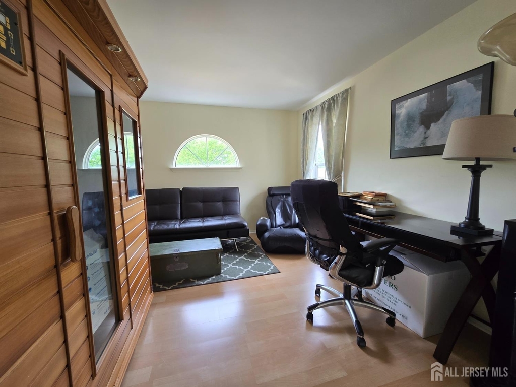 8 Glastonbury Court - Photo 25