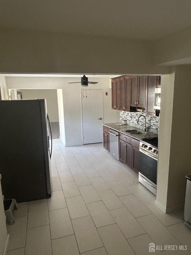 17 Raleigh Road - Photo 5