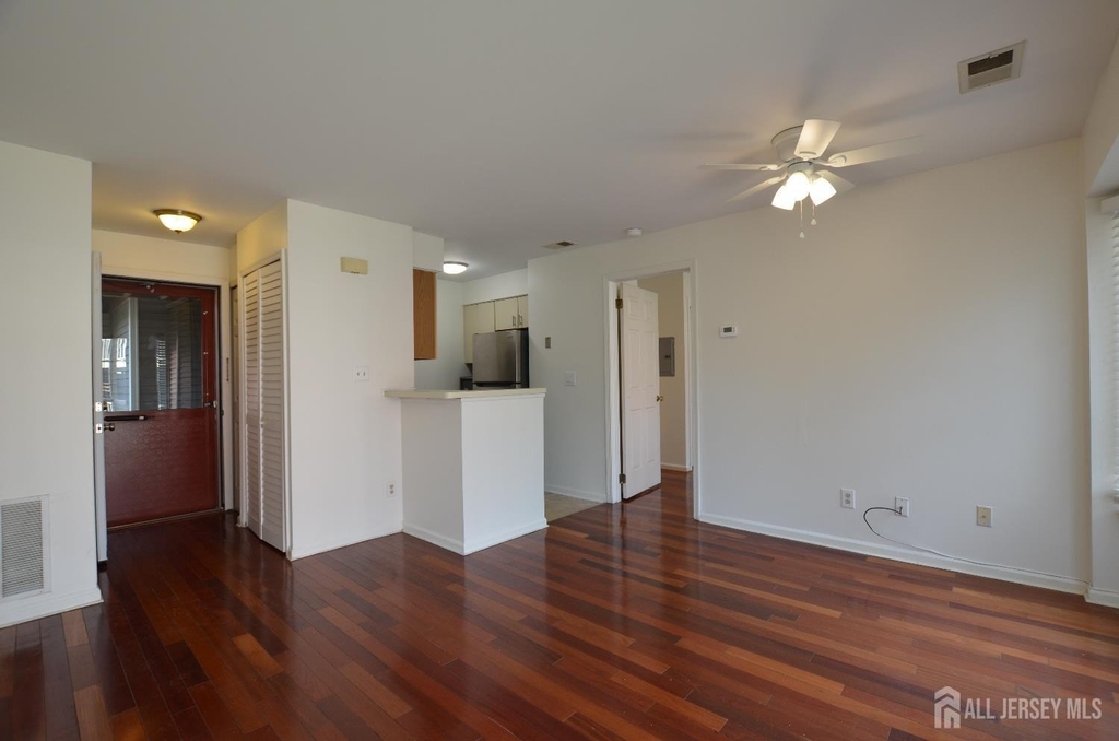 14 Lear Court - Photo 9