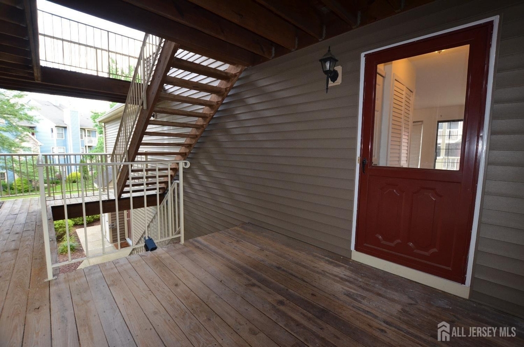14 Lear Court - Photo 4