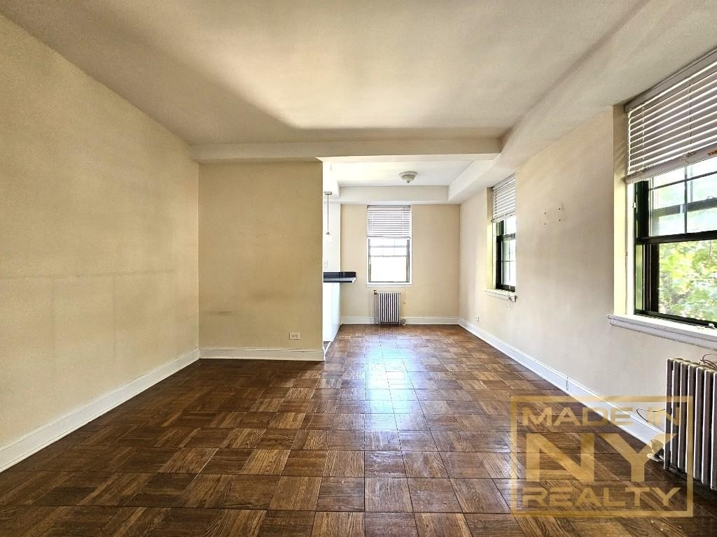 51-01 39th Avenue - Photo 4