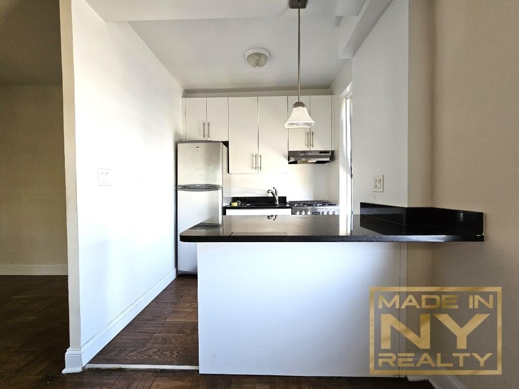 51-01 39th Avenue - Photo 0