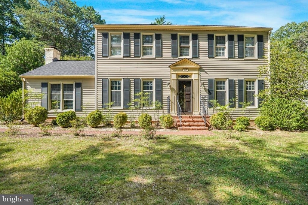 629 Lancaster Street - Photo 0
