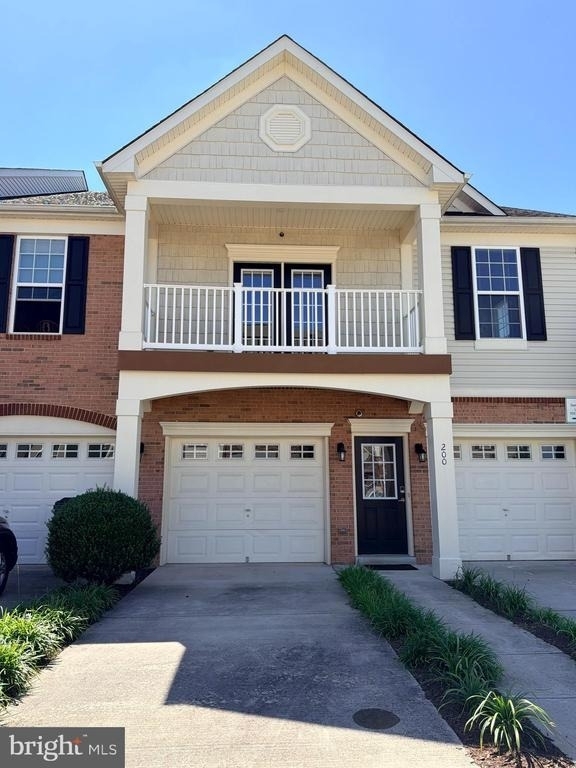 110 Dandridge Court - Photo 0