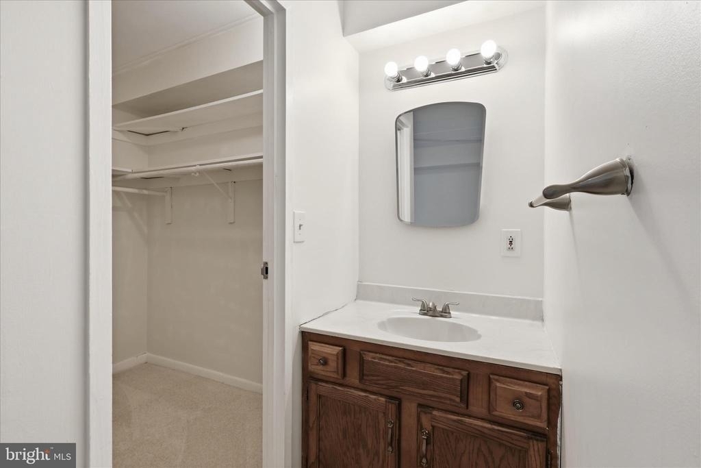 2339 Freetown Court - Photo 10