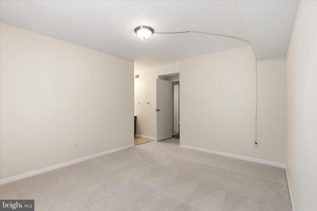 2339 Freetown Court - Photo 9
