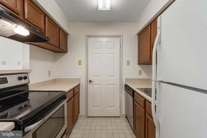 1535 Lincoln Way - Photo 3
