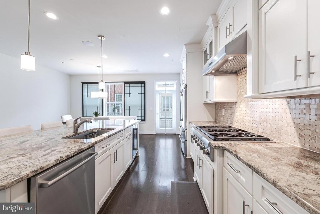 11692 Sunrise Square Place - Photo 25