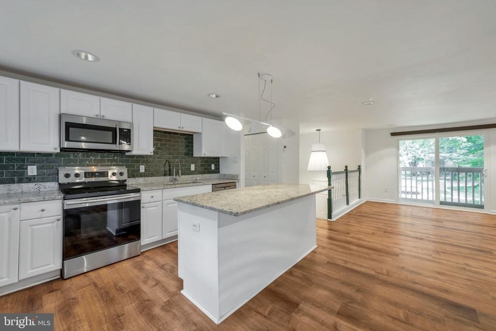 12304 Scotch Bonnet Court - Photo 3