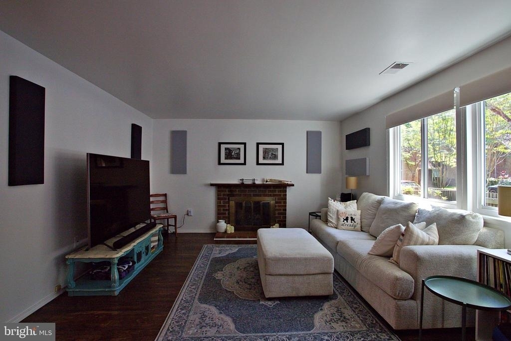 1450 Greenmont Court - Photo 7