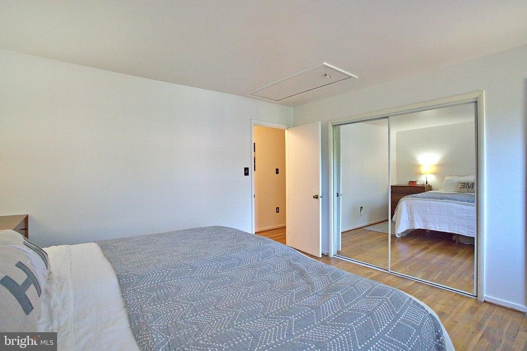 1450 Greenmont Court - Photo 11