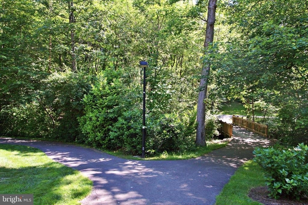 1450 Greenmont Court - Photo 20