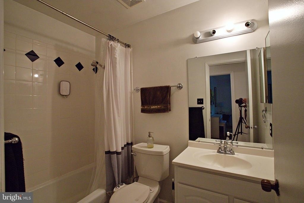 1450 Greenmont Court - Photo 15