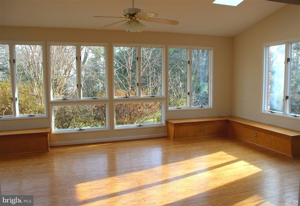 1049 Balls Hill Road - Photo 4