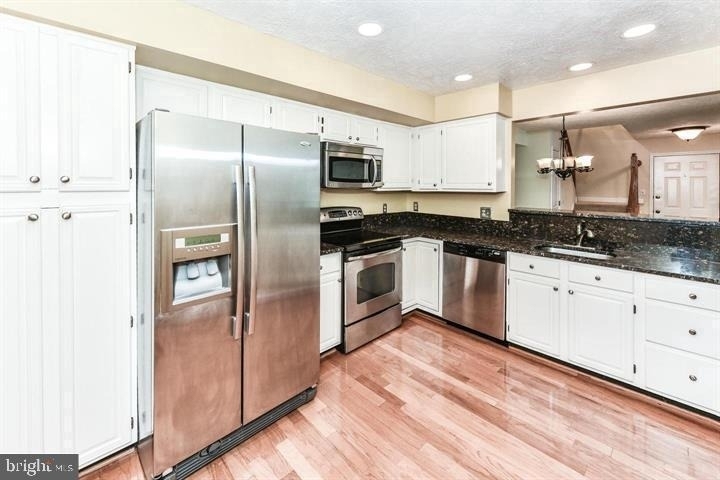 12010 Ridge Knoll Drive - Photo 8