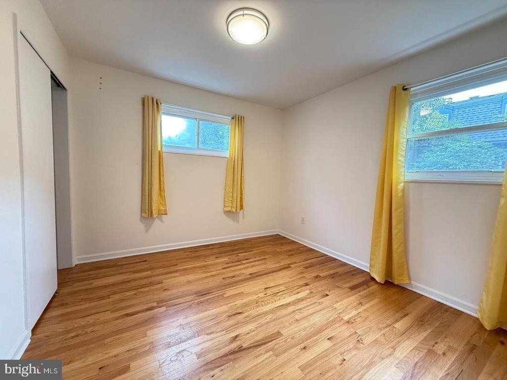 5835 Mount Vernon Drive - Photo 8