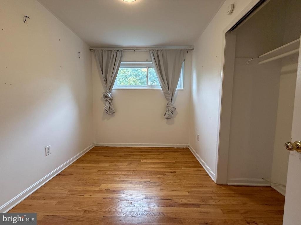 5835 Mount Vernon Drive - Photo 7
