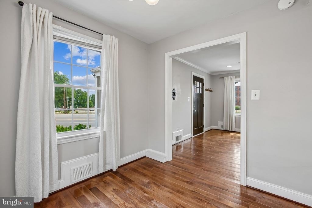 5812 N N Kings Highway - Photo 6